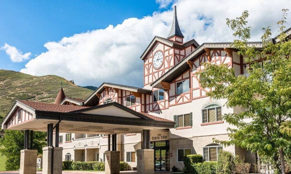 Zermatt Villa | 2071/73 | 2BR Modern Villa | Near Park City Ski