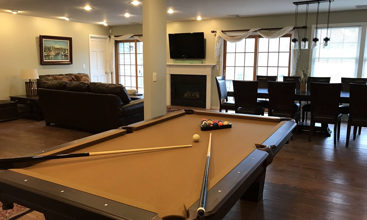 Sagamore House | 6bed/4bath one-level Cape Cod Villa
