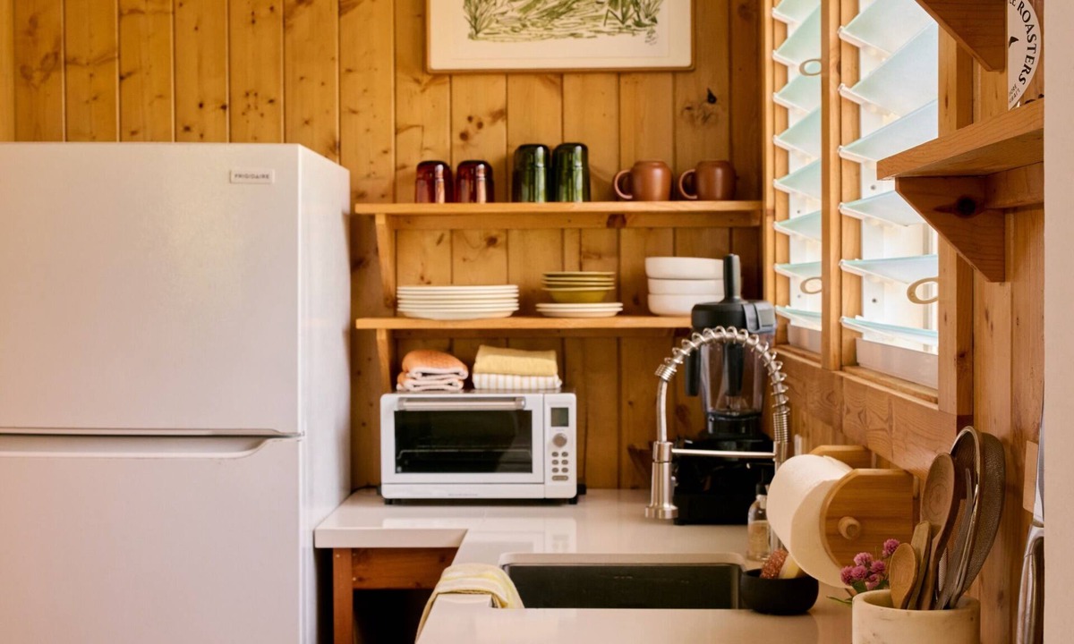 Pupukea Cabin | Aloha Surf Cabin - Private Yard & Entrance!