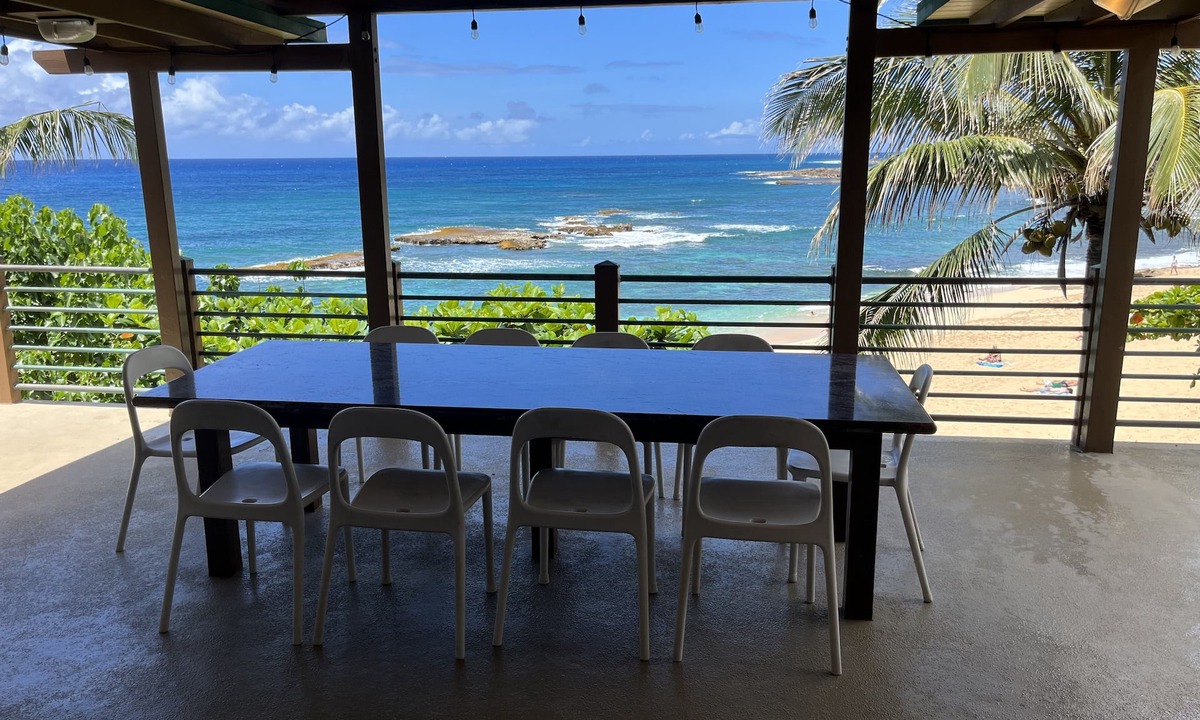 Pupukea House | Bali-Inspired White Sand Beachfront House w/Large Deck, GYM, & Lots of Toys!