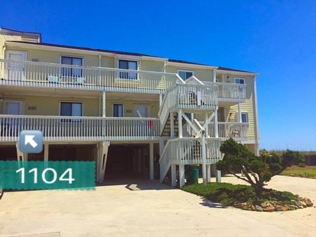 Kure Beach Apartment | Beach Blanket - Spacious condo with Private beach access and resort amenities! condo