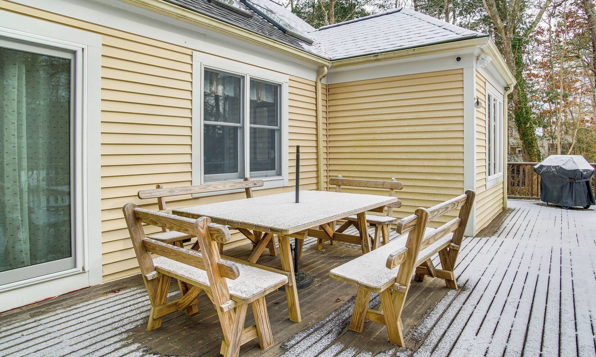 Cotuit House | Beach Days & Nautical Adventures: Cotuit Home