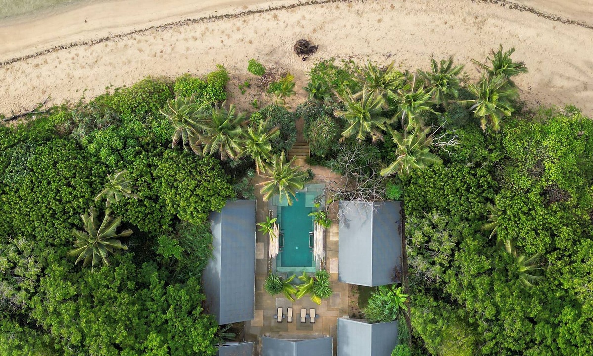 Tagaqe Villa | Beach Villa Fiji comes with an optional chef service, which is very economical.