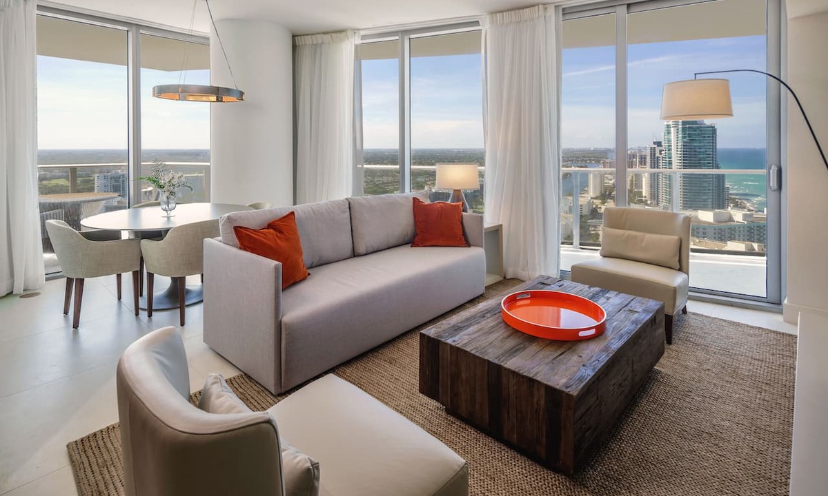 Hollywood South Central Beach Apartment | BeachFrontCondo@Hyde CornerUnit OceanView