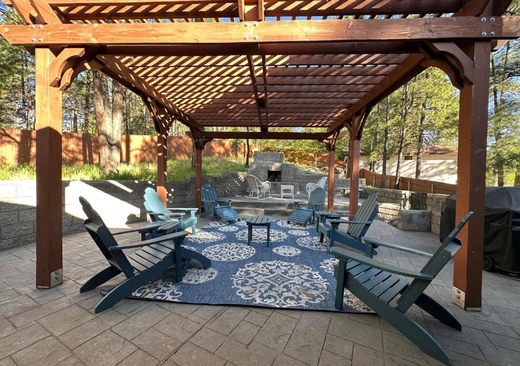 Flagstaff House | Beautiful mountain home with great outdoor space in desirable neighborhood!