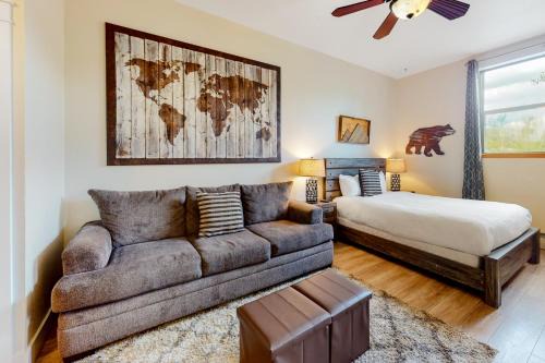 Historic District Apartment | Blue River Escapade