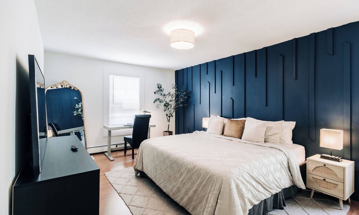 Summit - University House | Bright, chic & spacious by Summit/Hamline in St Paul with porch and swing chairs