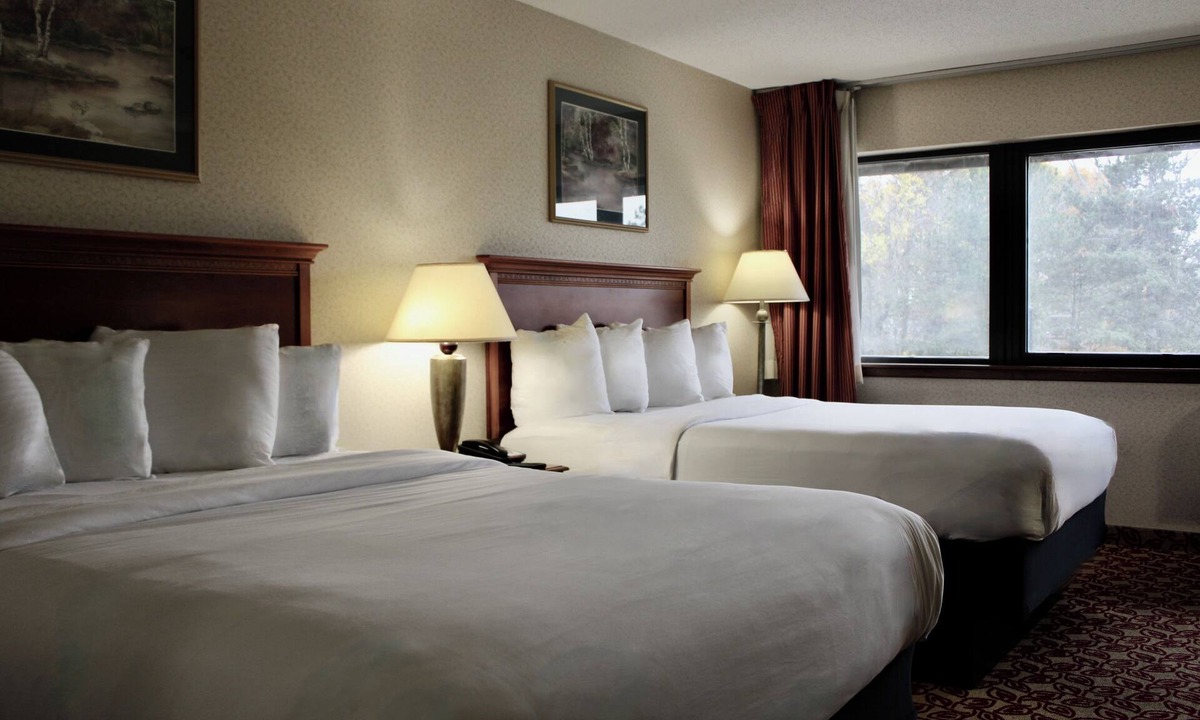 Adrian Hotel | Carlton Lodge Adrian