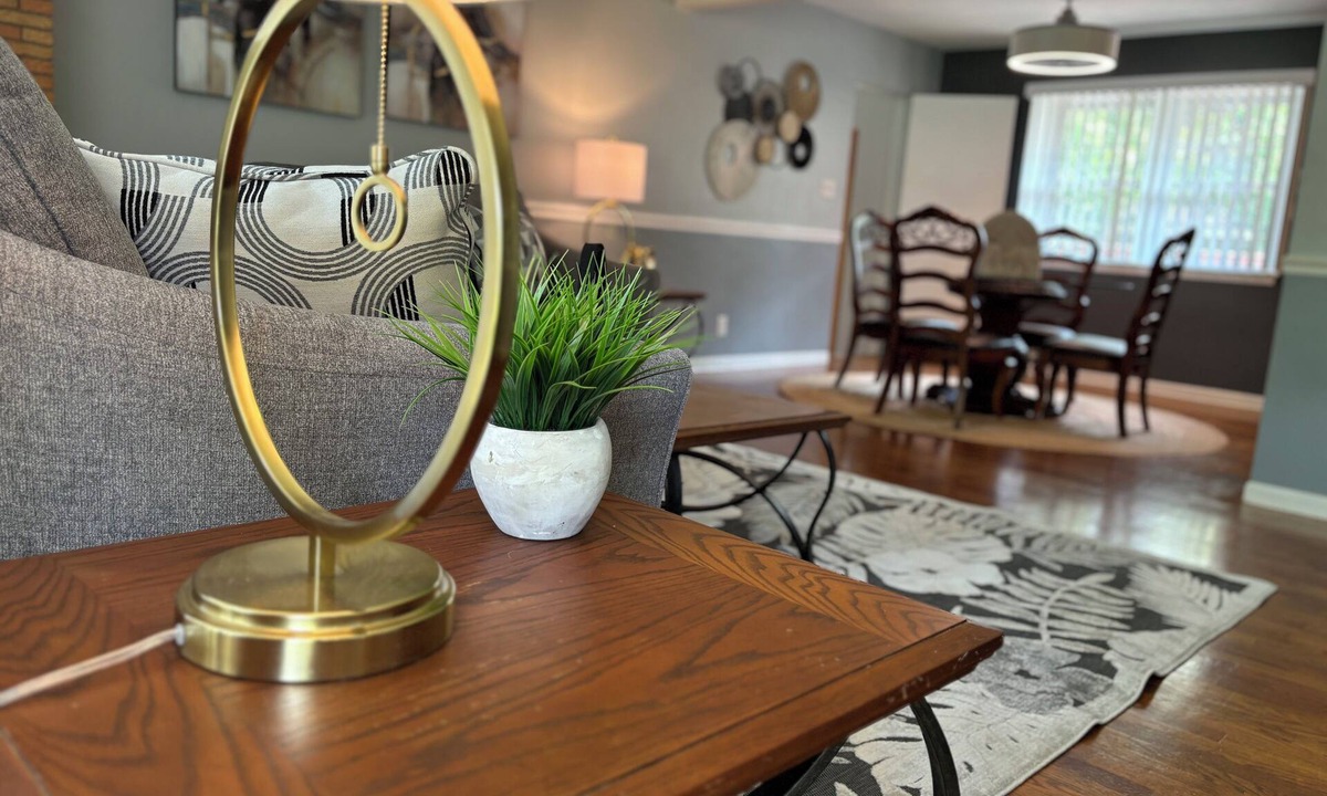 Fair Plain House | Charming 3-Bedroom Yellow Ranch Retreat near Lake Michigan