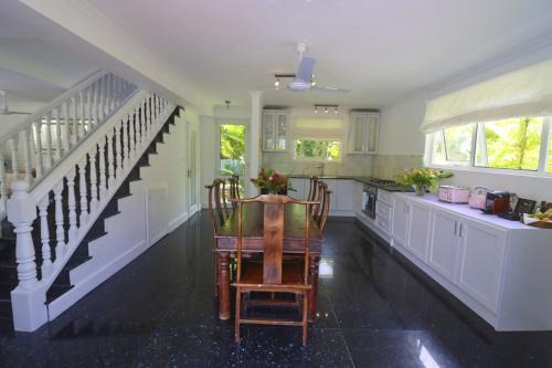 Beau Vallon Villa | Chateau Elysium - Two bedroom villa 2