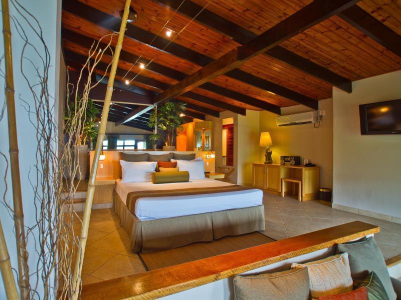Anse Bois de Rose Hotel | Coco de Mer Hotel and Black Parrot Suites