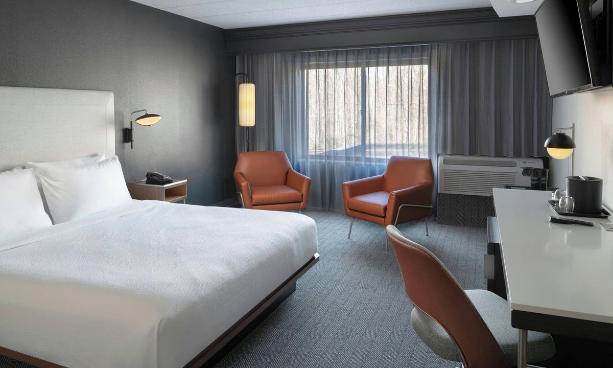Albion Hotel | Courtyard by Marriott Providence Lincoln