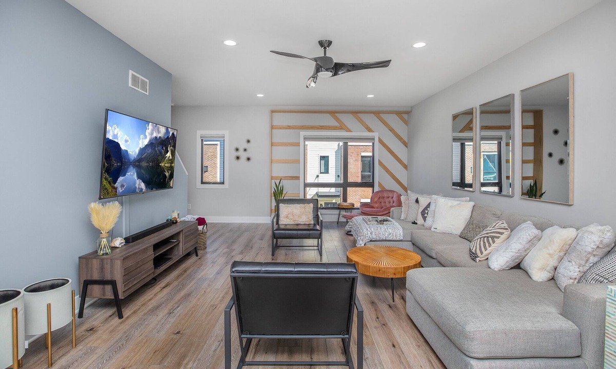 South Bend House | Cozy 2-bedroom river walk townhome in superb South Bend with AC