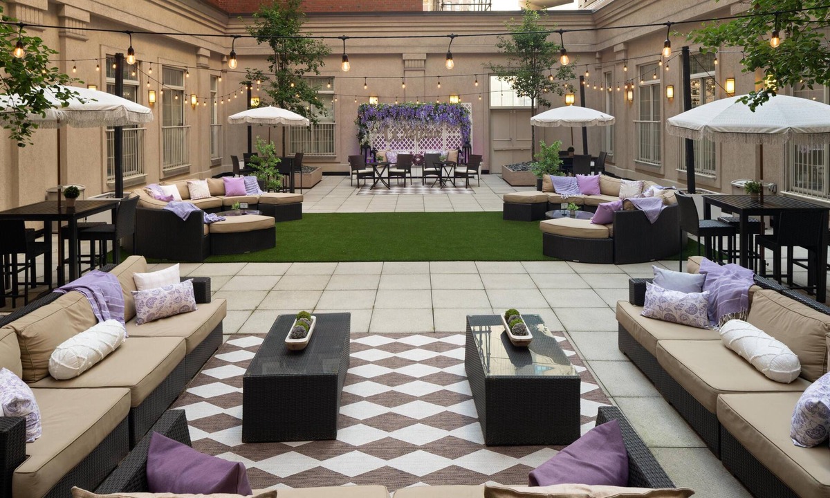 Chinatown Hotel | DoubleTree by Hilton Boston - Downtown