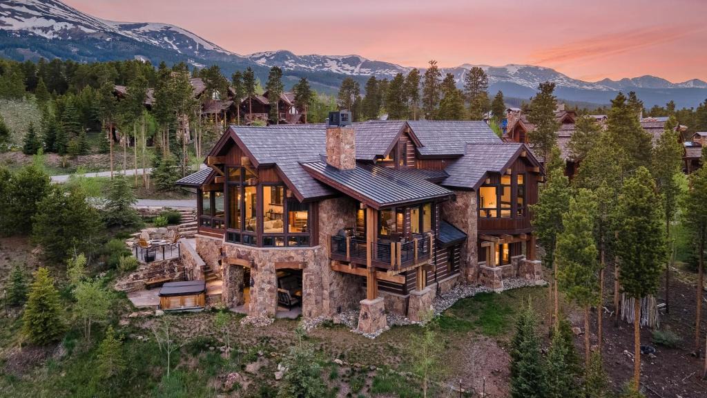 Timber Trail House | Epic Retreat