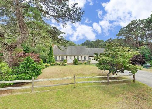 Wellfleet House | Hatches Creek Sanctuary