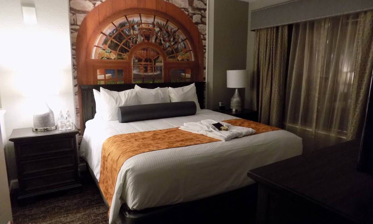 Lake Buena Vista Condo | INSIDE DISNEYWORLD 2 BDRM 2 BATH WYNDHAM BONNET CREEK+