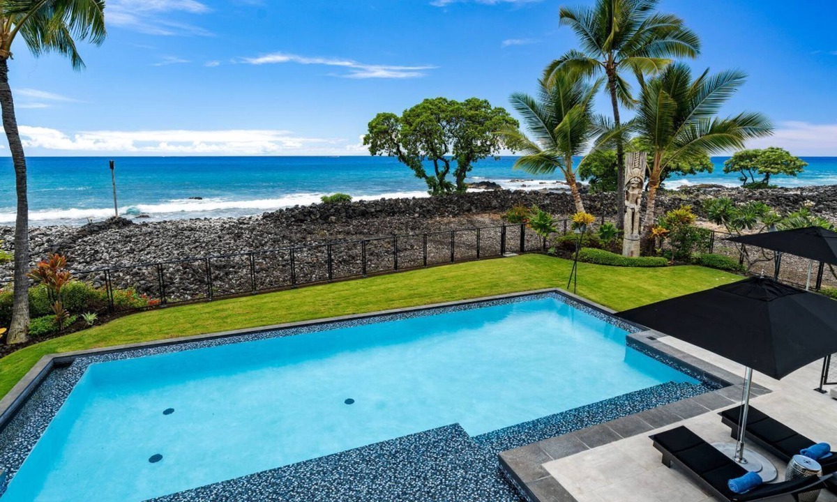 Kahaluu-Keauhou House | "Iron Man Available" Private Oceanfront Villa W/detached Ohana and Private Pool