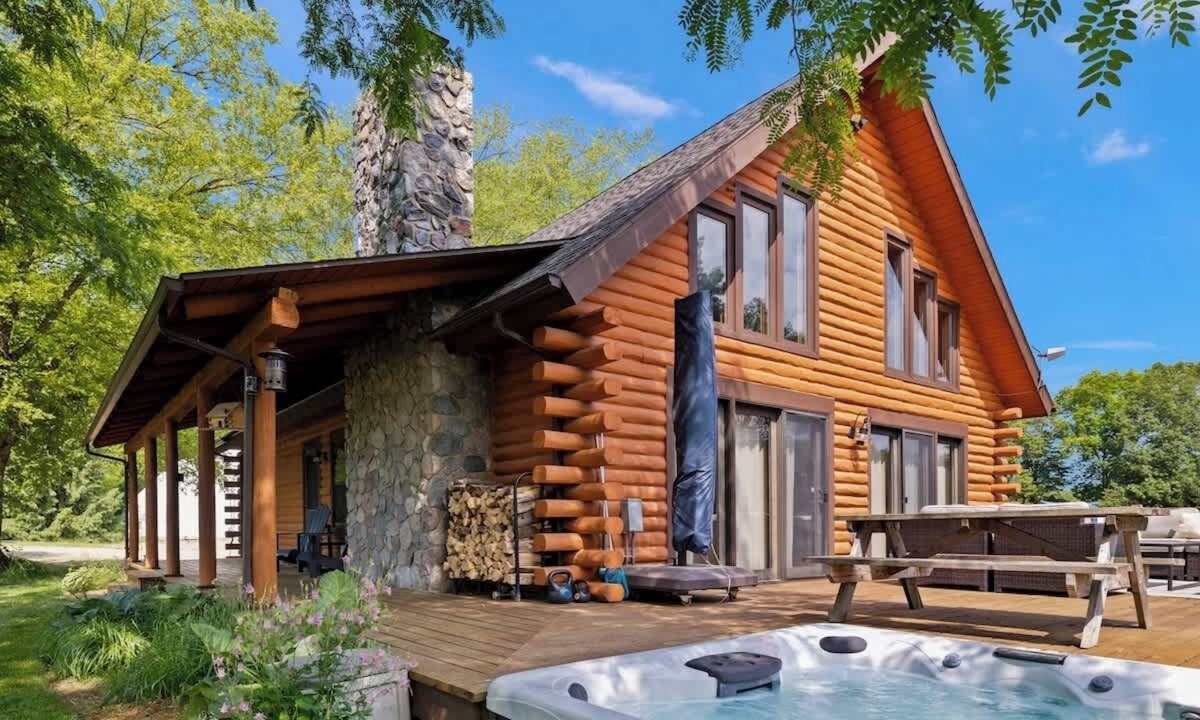 Rolling Prairie House | Juniper Presents: 15-Acre Retreat - Pool, Hot Tub, Pond, EV Charger
