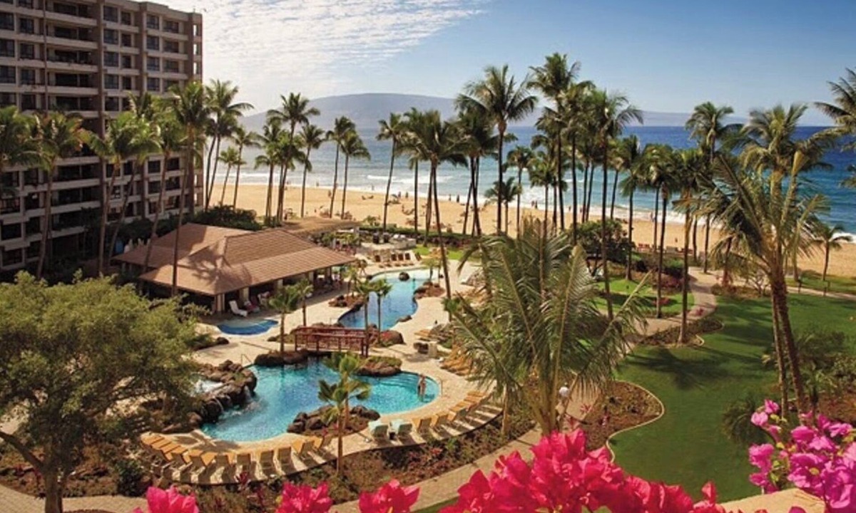 Kaanapali Condo | Kaanapali Alii: Recently-renovated, Platinum-rated, with amazing top floor views