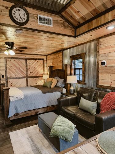 Broken Bow House | Love Me Still