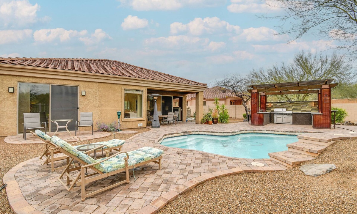 Glen Eagle House | Luxe Couples Retreat w/Pool & Outdoor Kitchen!