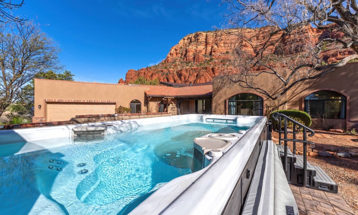 Sedona House | Luxury Chapel Home w/Enchanting Views Heated Pool