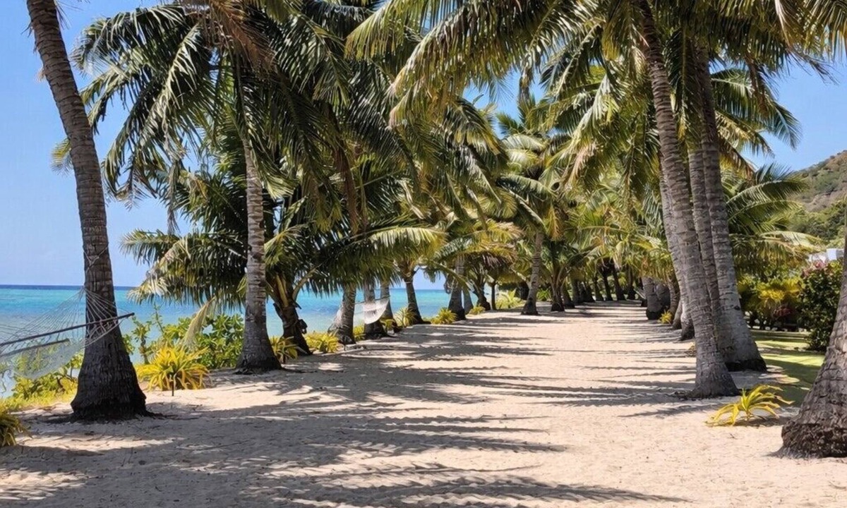 Naviti Island Resort | Mai Sunset Beach Resort