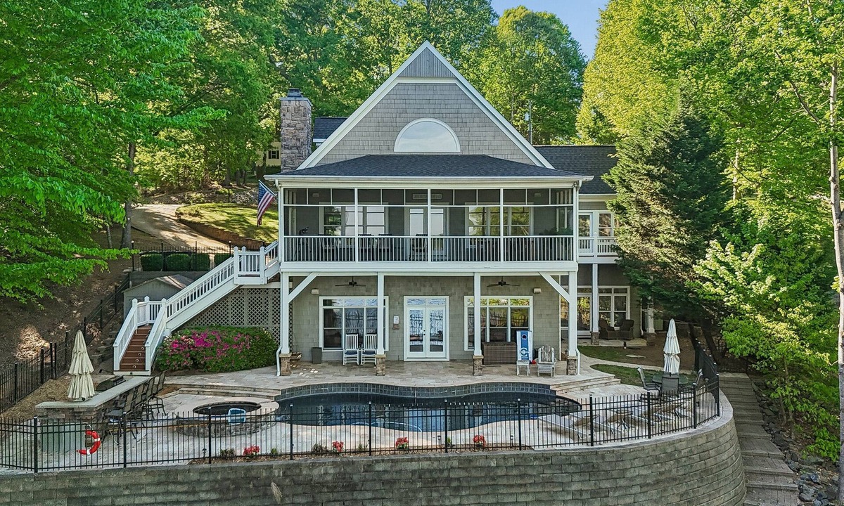 Sherrills Ford House | Memory Maker - Beautiful Waterfront Home - Pool/Spa/Kayaks/Fire Pit