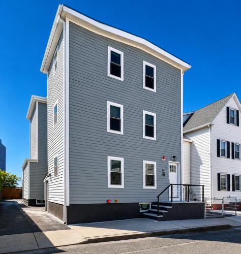 Ward Two House | NEW 9BR6Bth Parking MIT Harvard Boston Walk to T