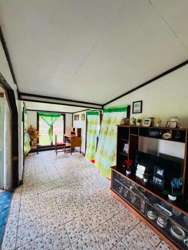 Taveuni Island East House | Niusiladi