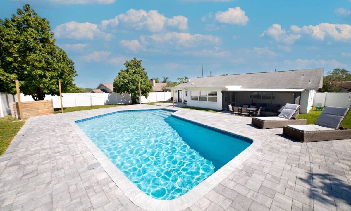 Southwest Orlando House | Paradise pool home- 5 Min Universal & 13 min Disney