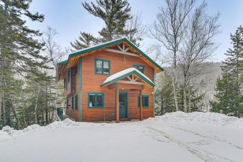 Carrabassett Valley House | Riverfront! All-Season Base 11 Mi to Sugarloaf Mtn