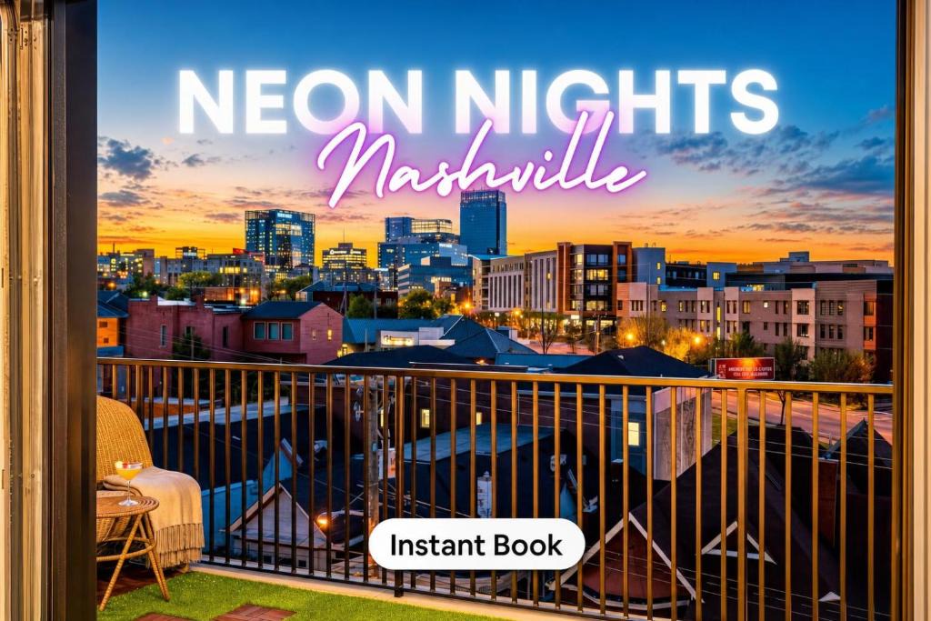 Rolling Mill Hill Apartment | Rooftop Deck & Skyline Views Downtown Penthouse