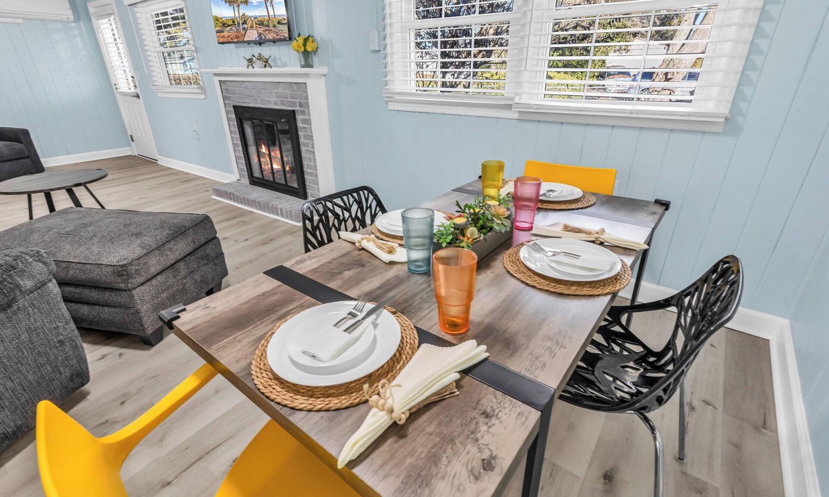 North Myrtle Beach House | Sea Breeze Retreat