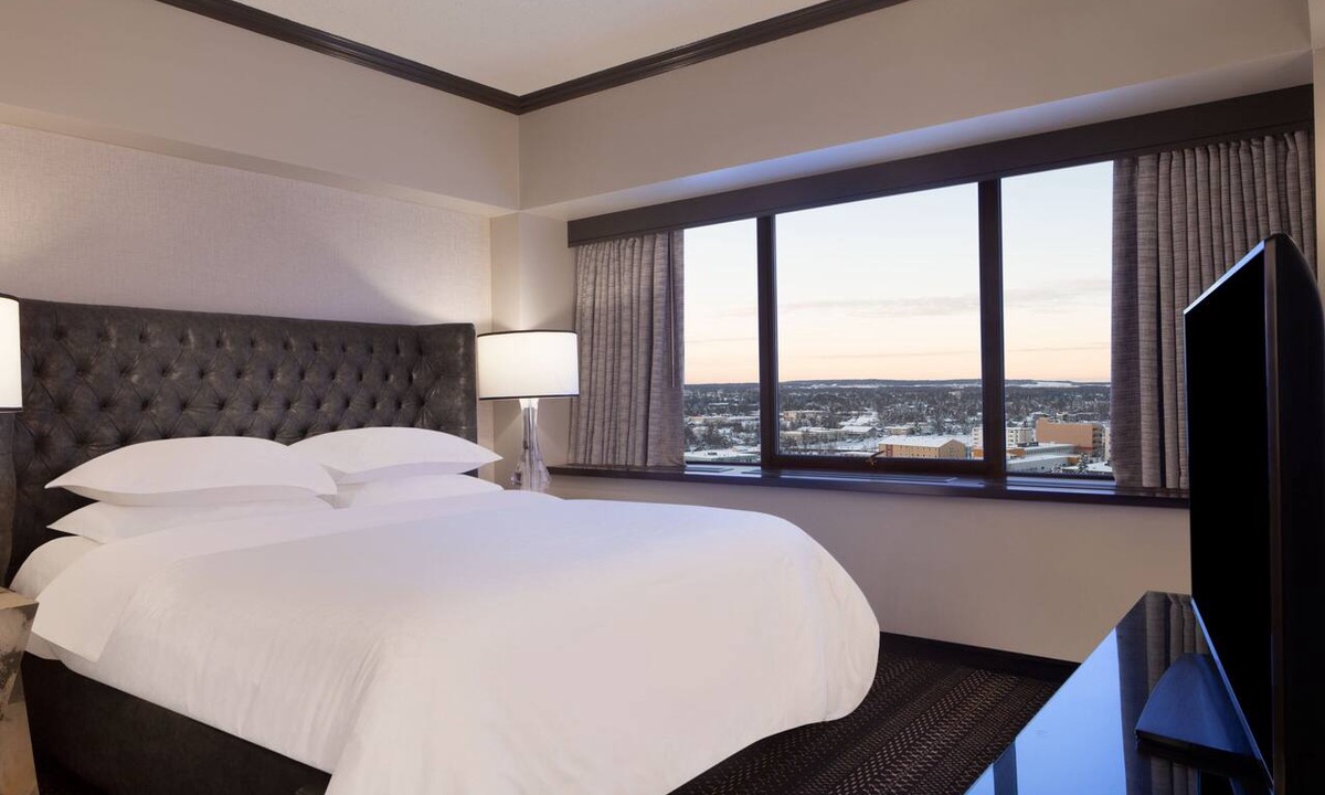 Downtown Anchorage Hotel | Sheraton Anchorage Hotel