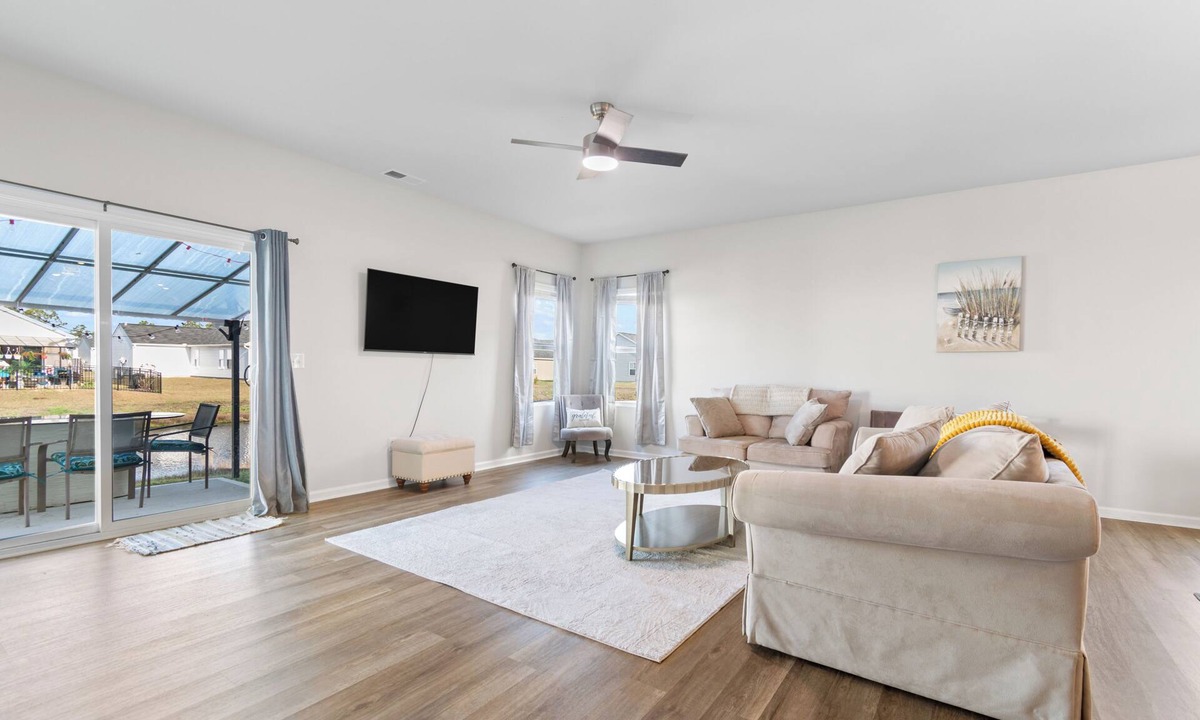 Southport House | Southport Bliss: Beach Retreat!