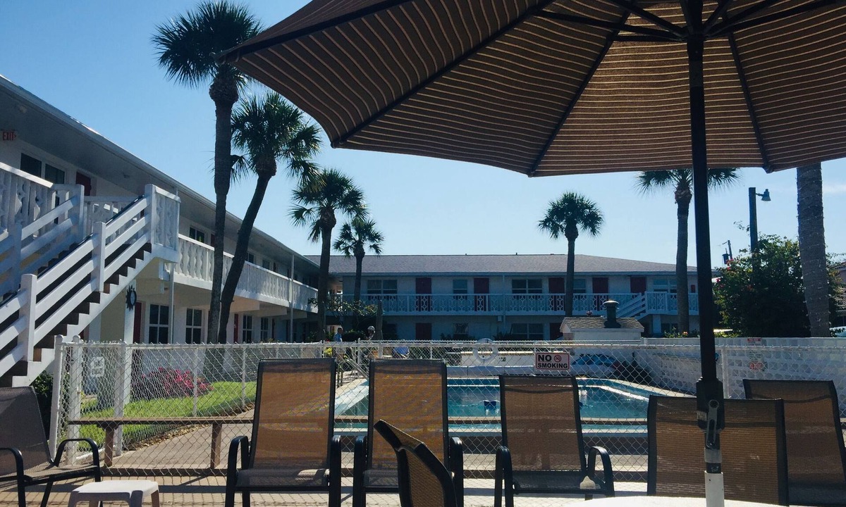 Port Canaveral Condo | Spacecoast 2-bedroom 1st floor condo, relaxing 55+ complex in Cape Canaveral