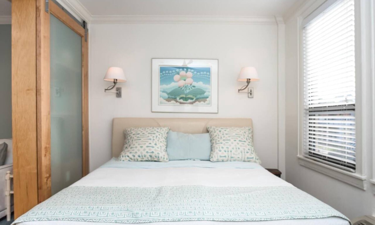 Palm Beach Condo | SpecialPool/Valet/StepsToBeach/Dine/Oceanway1br