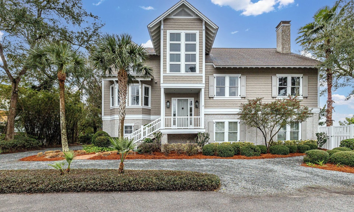 East Beach House | Stunning Marsh Views, 6 Bedroom 6 Bath with pool 2 blocks to the Beach!