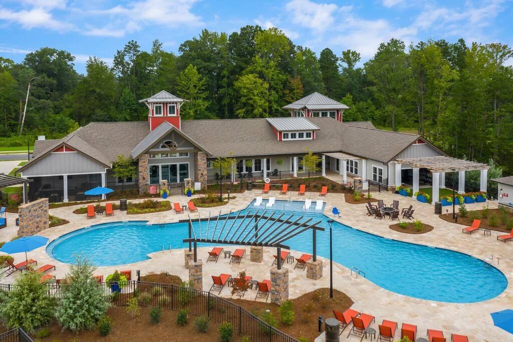 Fort Mill Apartment | Stylish Apt, Close to Charlotte, WiFi & Parking