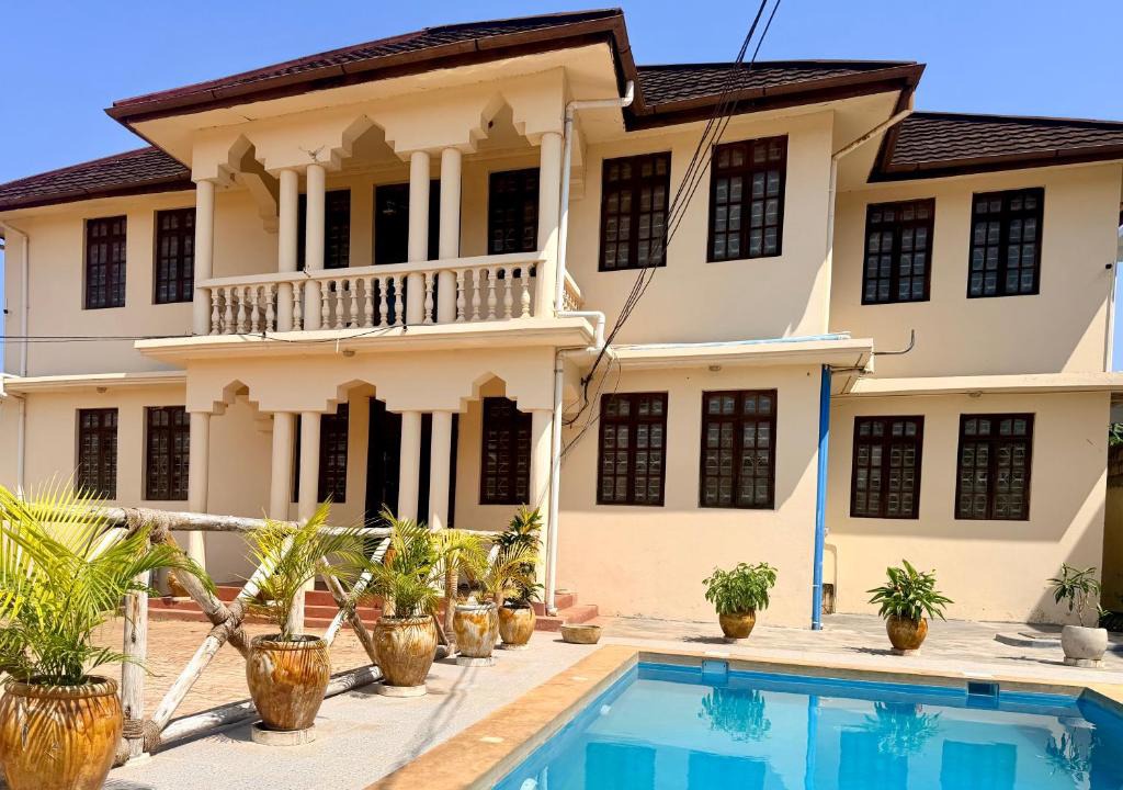 Zanzibar Town Bed & Breakfast | SULKHAN SERVICED APARTMENT