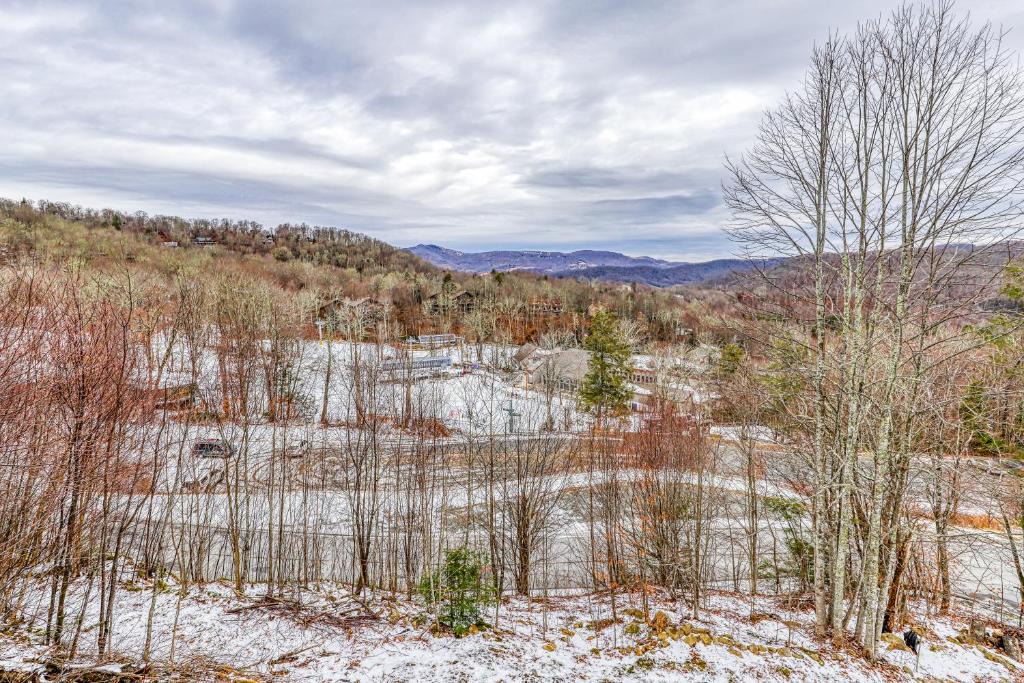 Sugar Mountain House | Sunrise View 22