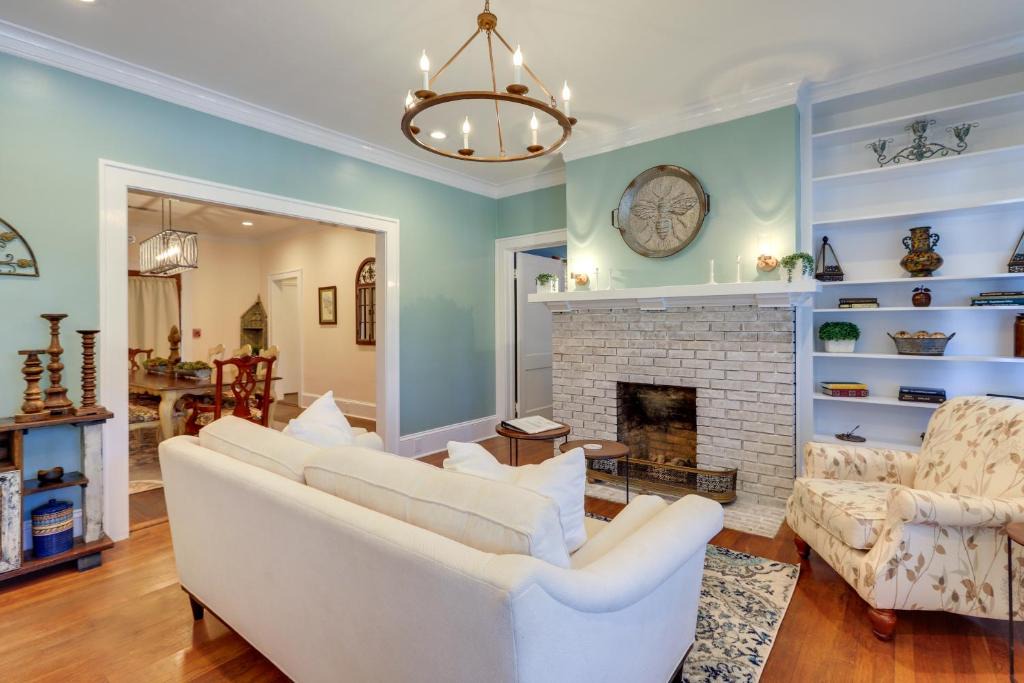 Jackson House | 'The Inn on Second' - Jackson Family Home!