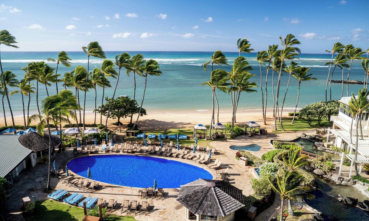 Waialae Iki Resort | The Kahala Hotel & Resort