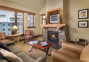 30% off Instant Booking Waldorf Gondola 3BR/3BA Fri 3/22/2024 - Sat 3/30/2024