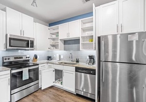 Buckhead Suite Near Phipps Plaza!