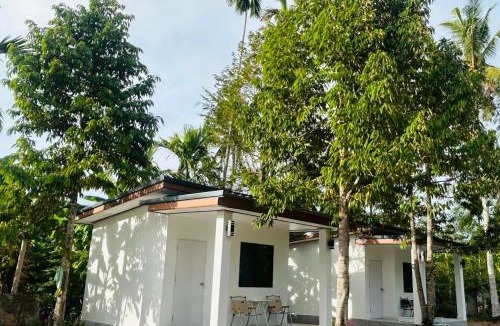 Chumphon Resort | บ้านวาดีวิลล่า - Baan Vadee Villa