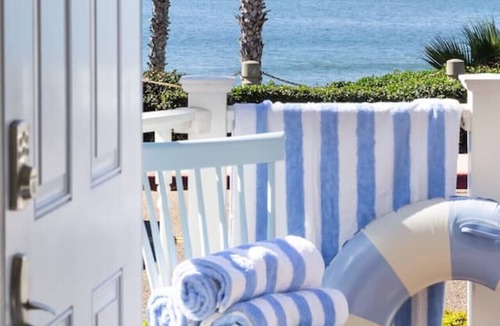 Townsite House | #1 Location, Spacious Beach House, Steps to Fun
