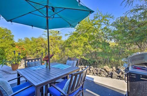 Kahaluu Bay House | 1 Mile to Magic Sands Beach: Kailua-Kona Cottage
